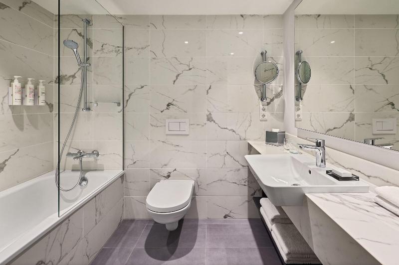 Quarto Deluxe Cama King, Hamburg Marriott