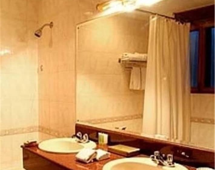 Quarto Superior, Jin Jiang Jing An