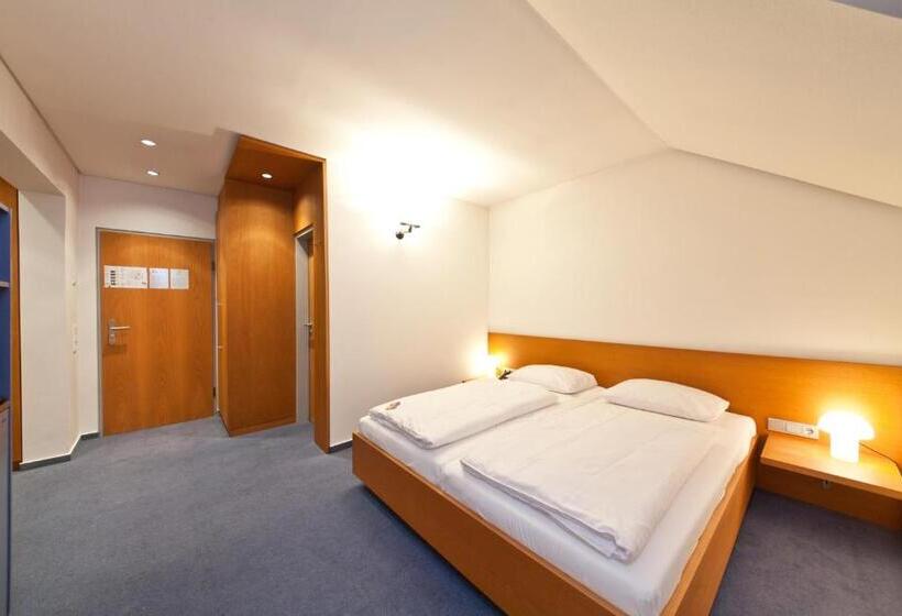 Трехместный Номер Комфорт, Select Hotel Silence Garden Köln