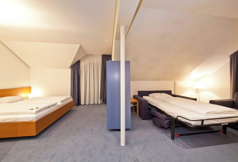 Трехместный Номер Комфорт, Select Hotel Silence Garden Köln