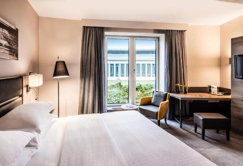 اتاق کلاب, Sheraton Duesseldorf Airport