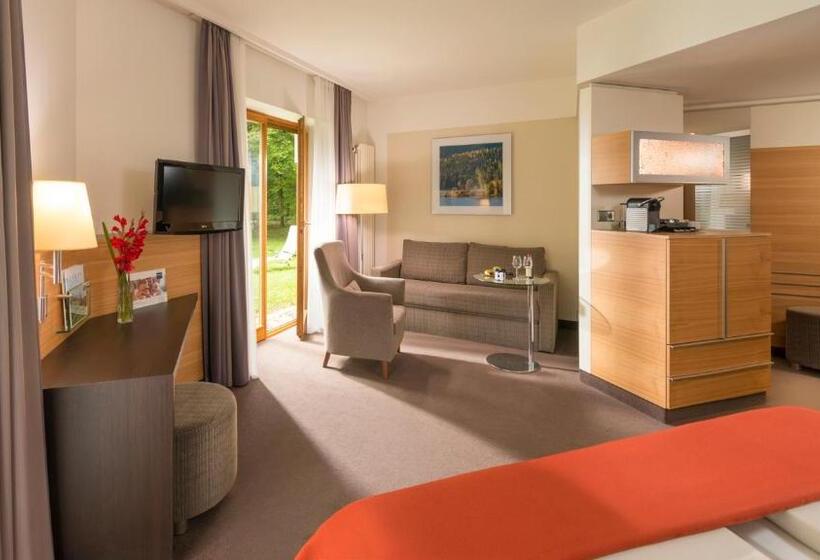 Номер Superior, Dorint Thermenhotel Freiburg