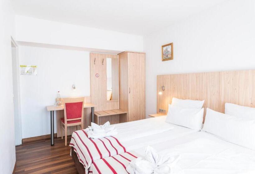 חדר דלוקס עם מרפסת, Hansa Stuttgart City