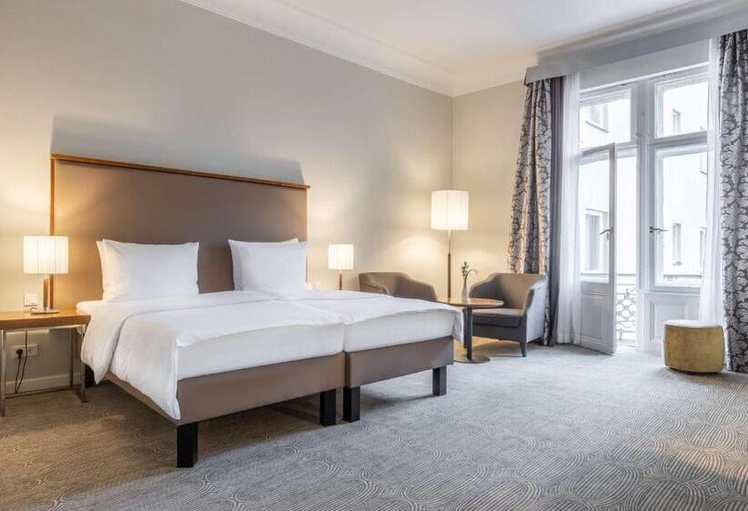 Номер Премиум, Radisson Blu Hotel Schwarzer Bock Wiesbaden