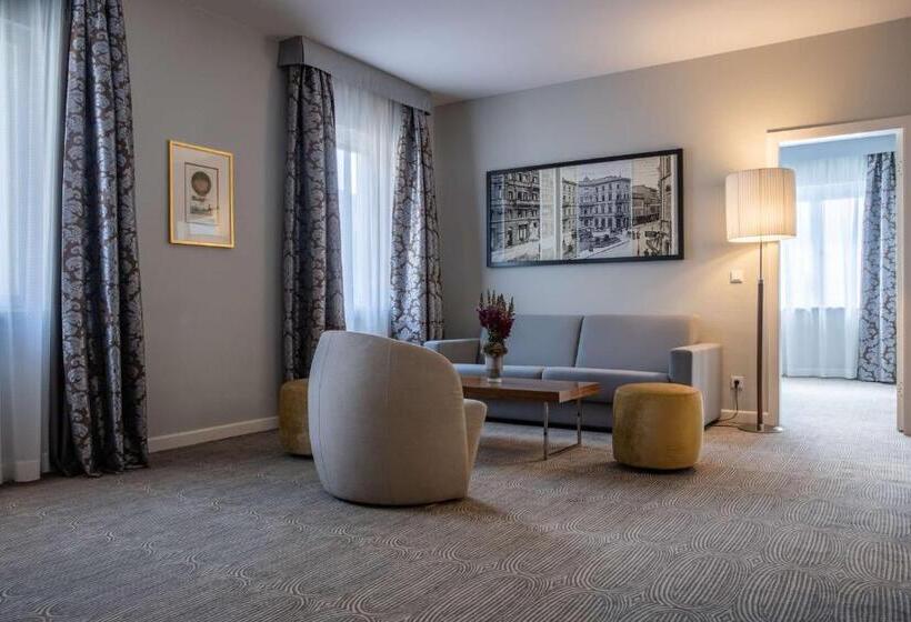 Люкс, Radisson Blu Hotel Schwarzer Bock Wiesbaden
