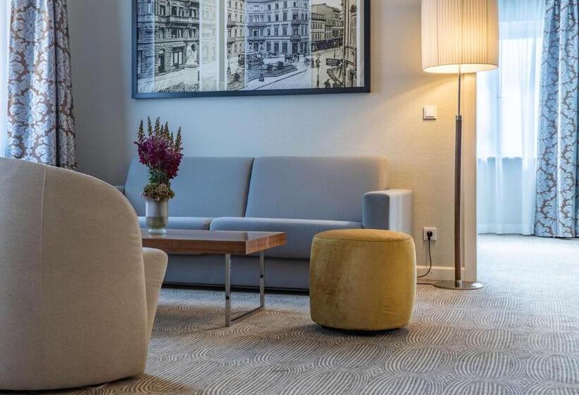 Люкс, Radisson Blu Hotel Schwarzer Bock Wiesbaden