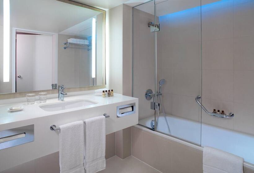 اتاق کلاب, Sheraton Frankfurt Airport Hotel & Conference Center
