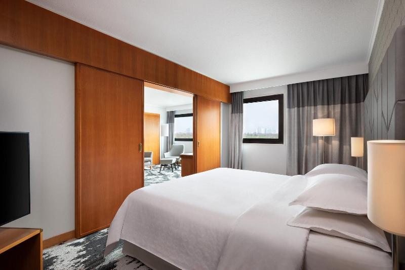 سوئیت کلاب, Sheraton Frankfurt Airport Hotel & Conference Center