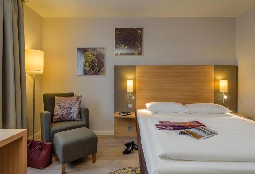 Номер Стандарт, Fürther Hotel Mercure Nürnberg West