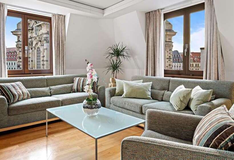 Люкс Кровать Кинг, Hilton Dresden An Der Frauenkirche
