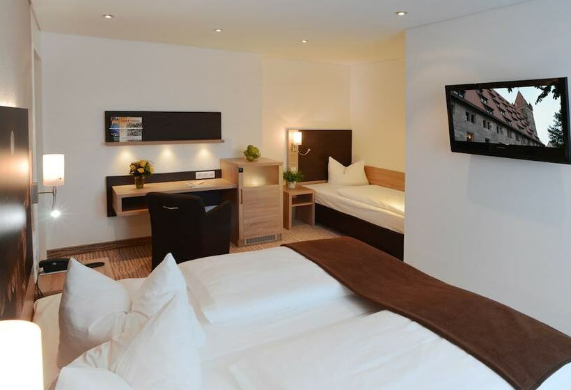 غرفة قياسية ثلاثية, Ringhotel Loew S Merkur