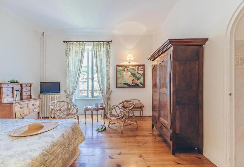 Номер Стандарт, Hôtel Arcé