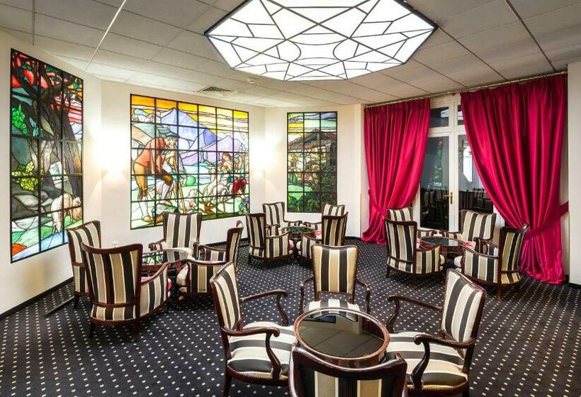 Номер Стандарт Трехместный, Mercure Lourdes Imperial
