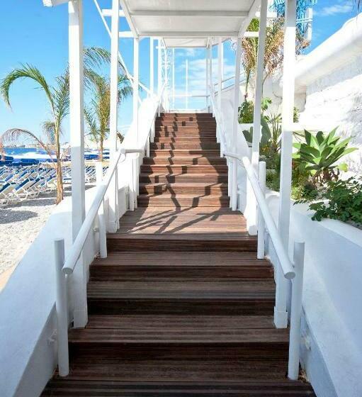 סוויטת ג'וניור עם טרסה, Beau Rivage