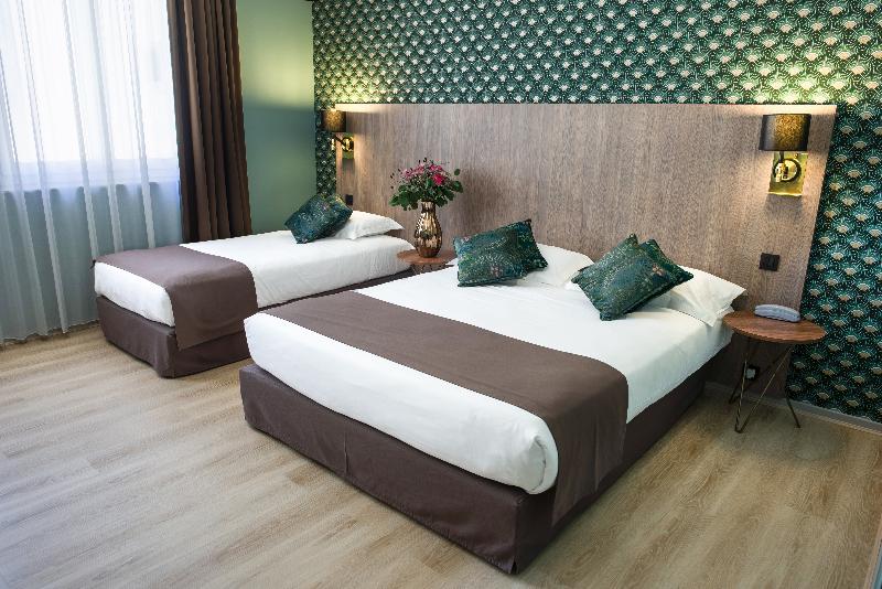 Трехместный Номер Superior, Hôtel Le Bristol