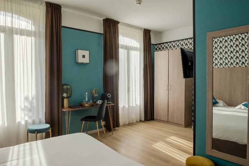 Классический Номер, Hôtel Le Bristol