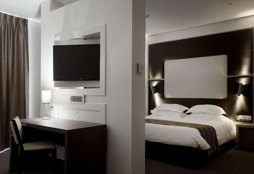 주니어 스위트, Brit Hotel De Grignan Vichy