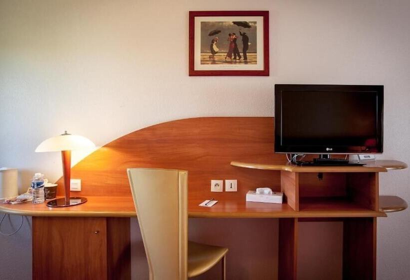 标准三人间, Hôtel Inn Design Sancé Ex Kyriad