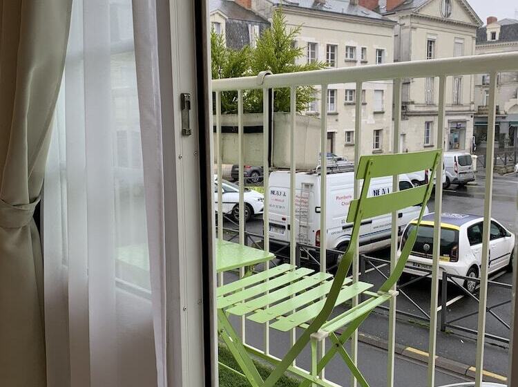 Номер Superior, Kyriad Saumur Hyper Centre Hôtel Appartements Et Spa Soins Sothys Paris