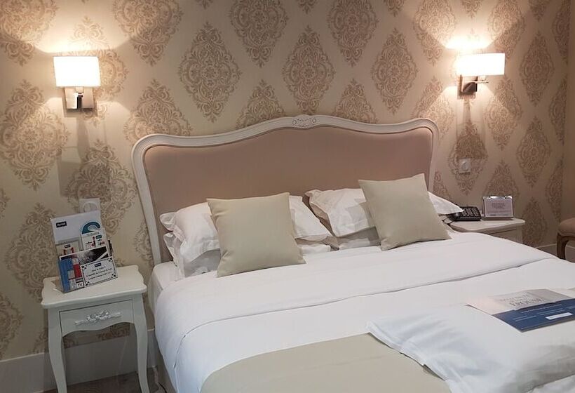Номер Superior, Kyriad Saumur Hyper Centre Hôtel Appartements Et Spa Soins Sothys Paris