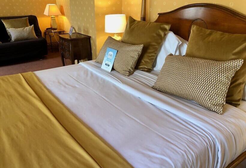 Семейный Номер, Kyriad Saumur Hyper Centre Hôtel Appartements Et Spa Soins Sothys Paris