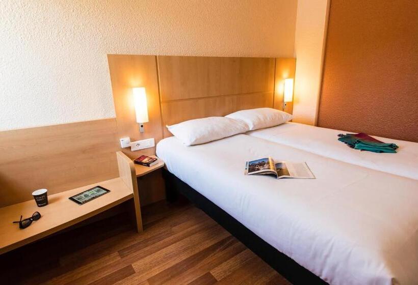 Номер Стандарт, Ibis Châteauthierry