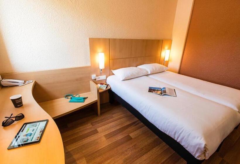 Апартаменты 2 Спальни, Ibis Châteauthierry