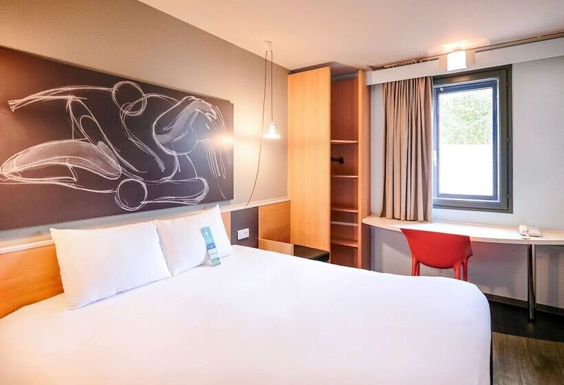 Номер Стандарт Двуспальная Кровать, Ibis Lyon Gerland Musee des Confluences