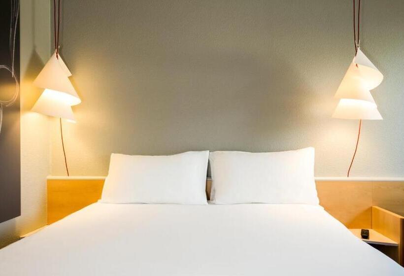 标准间带双人床, Ibis Montélimar Nord