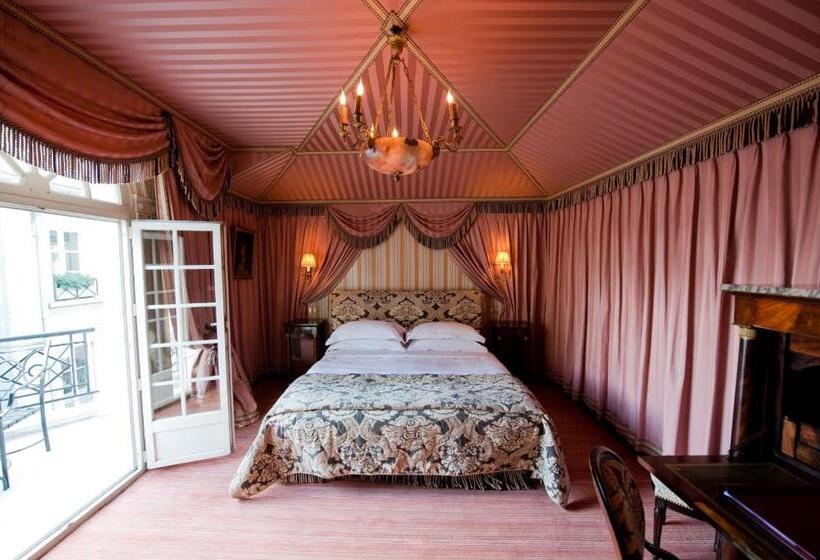 اتاق لوکس, L Hôtel