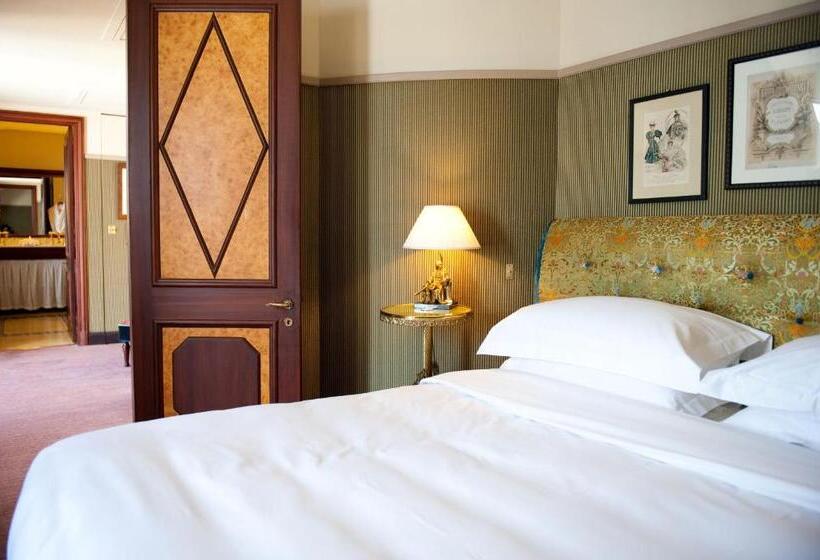 سوییت جونیور, L Hôtel