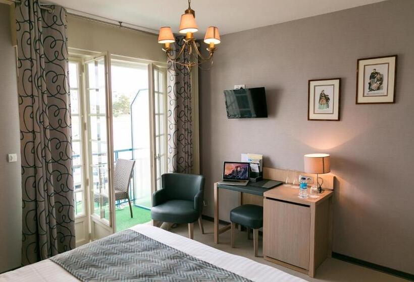 اتاق راحتی با چشم‌انداز دریا, Logis Hôtel Restaurant Le Goyen