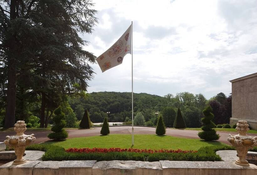 Family Suite, Chateau De Beauvois  La Maison Younan