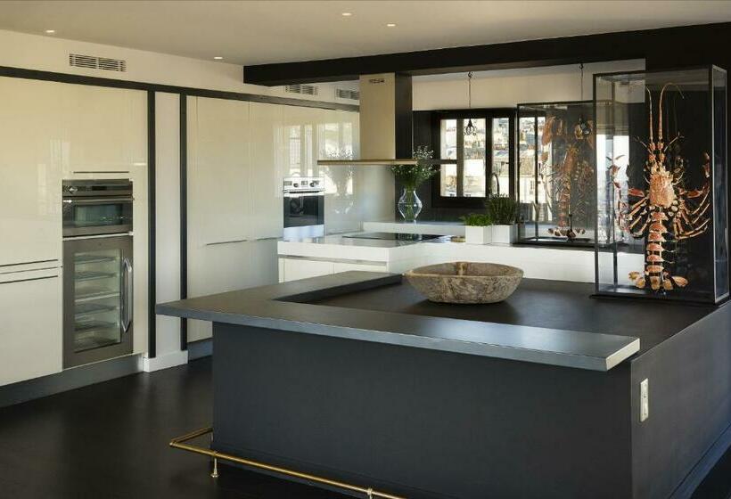 プレステージスイート, Le Chat Noir