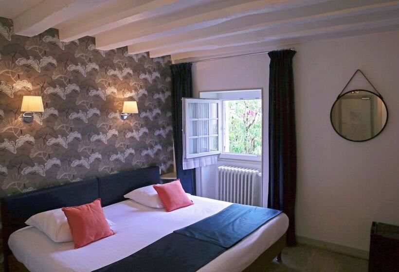 Номер Стандарт, Le Relais Des Landes   Demeures Et Chateaux