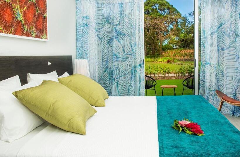 프리미엄 룸 가든 전망, The Pearl South Pacific Resort, Spa & Golf Course