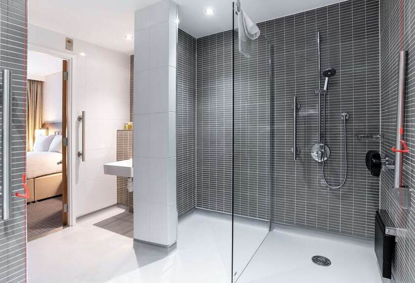Номер Executive, Hilton London Gatwick Airport
