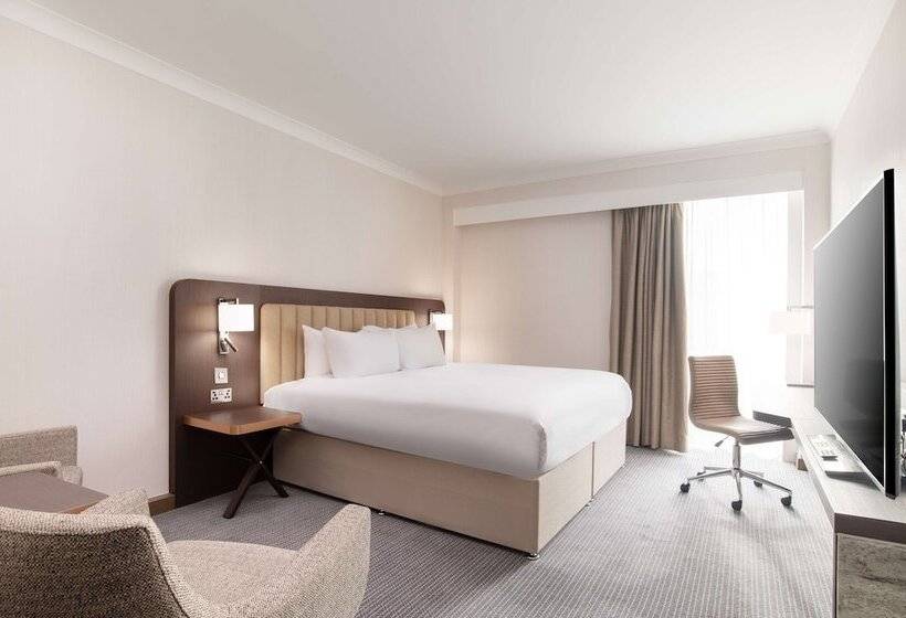 חדר דלוקס, Hilton London Gatwick Airport