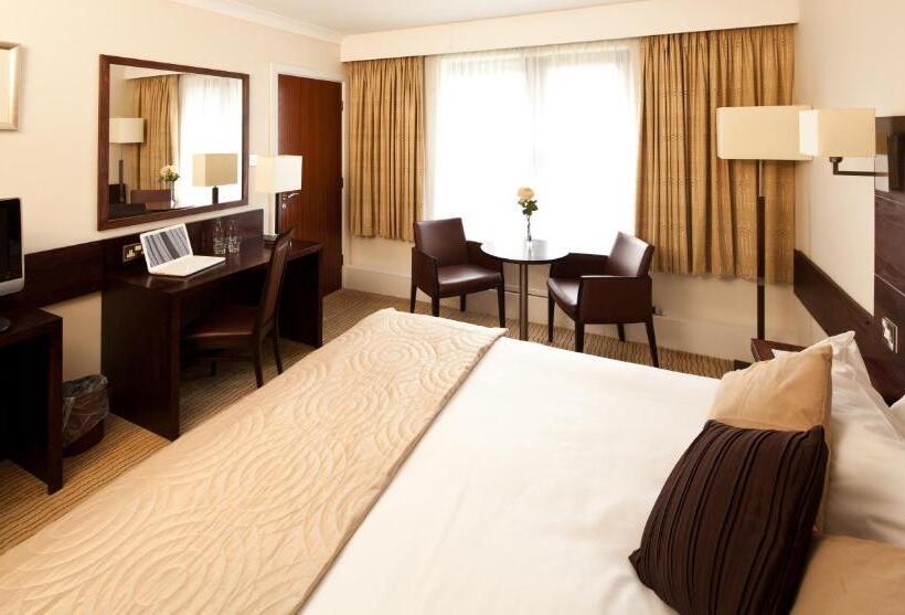 Семейный Номер Классика, Mercure Bradford  Bankfield