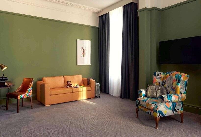 패밀리 룸, Mercure Bristol Grand