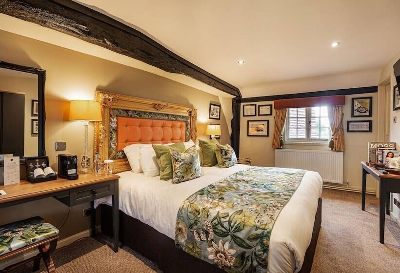 Номер Superior, The George Hotel, Dorchester On Thames, Oxfordshire