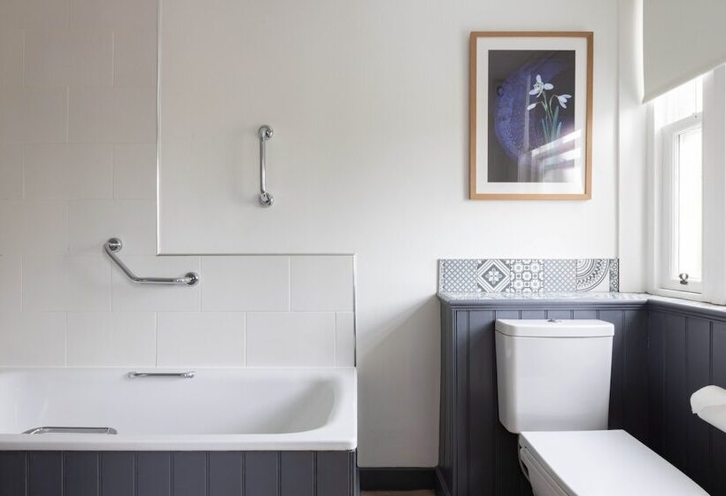 Номер Стандарт Индивидуальный, The Harrogate Inn   The Inn Collection Group