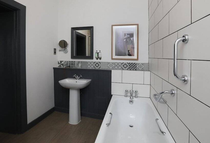 Номер Superior, The Harrogate Inn   The Inn Collection Group
