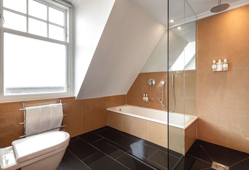Номер Премиум, Radisson Blu Hotel, London Bloomsbury