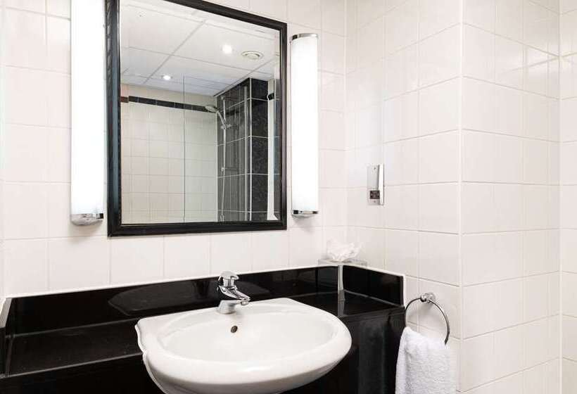 Номер Deluxe, Village Hotel Bracknell