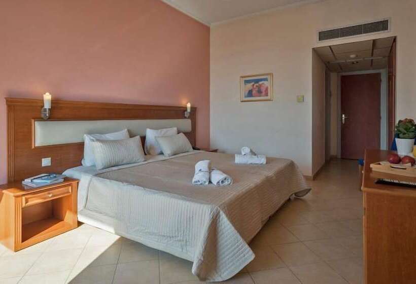 Номер Стандарт, Acharnis Kavallari Hotel Suites
