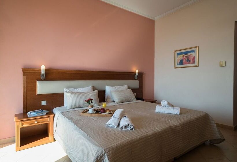Номер Стандарт, Acharnis Kavallari Hotel Suites