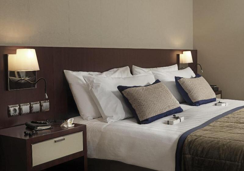 디럭스 스위트, Athenaeum Intercontinental, An Ihg