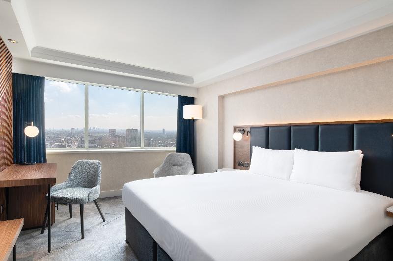 Номер Deluxe Кровать Кинг, Hilton London Metropole