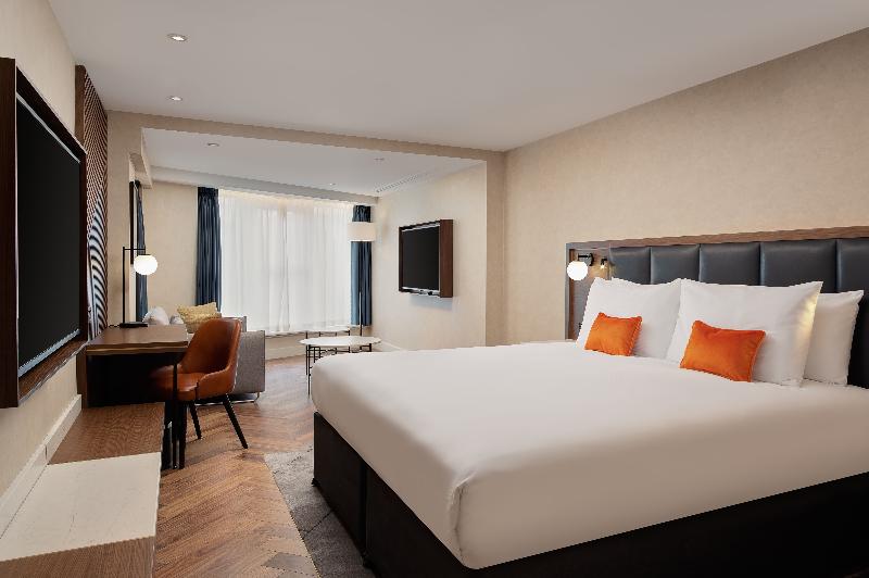 Люкс, Hilton London Metropole
